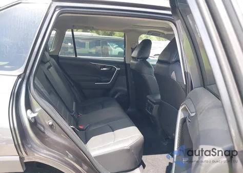 2024 Toyota Rav4 Xle Premium z USA, uszkodzony, nr VIN 2T3C1RFV4RC280761